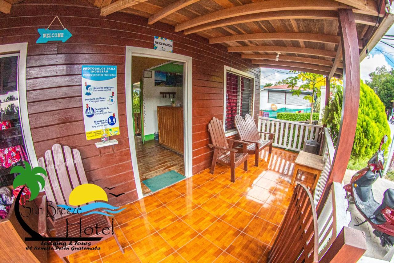 Sun Breeze Hotel El Remate Exterior photo